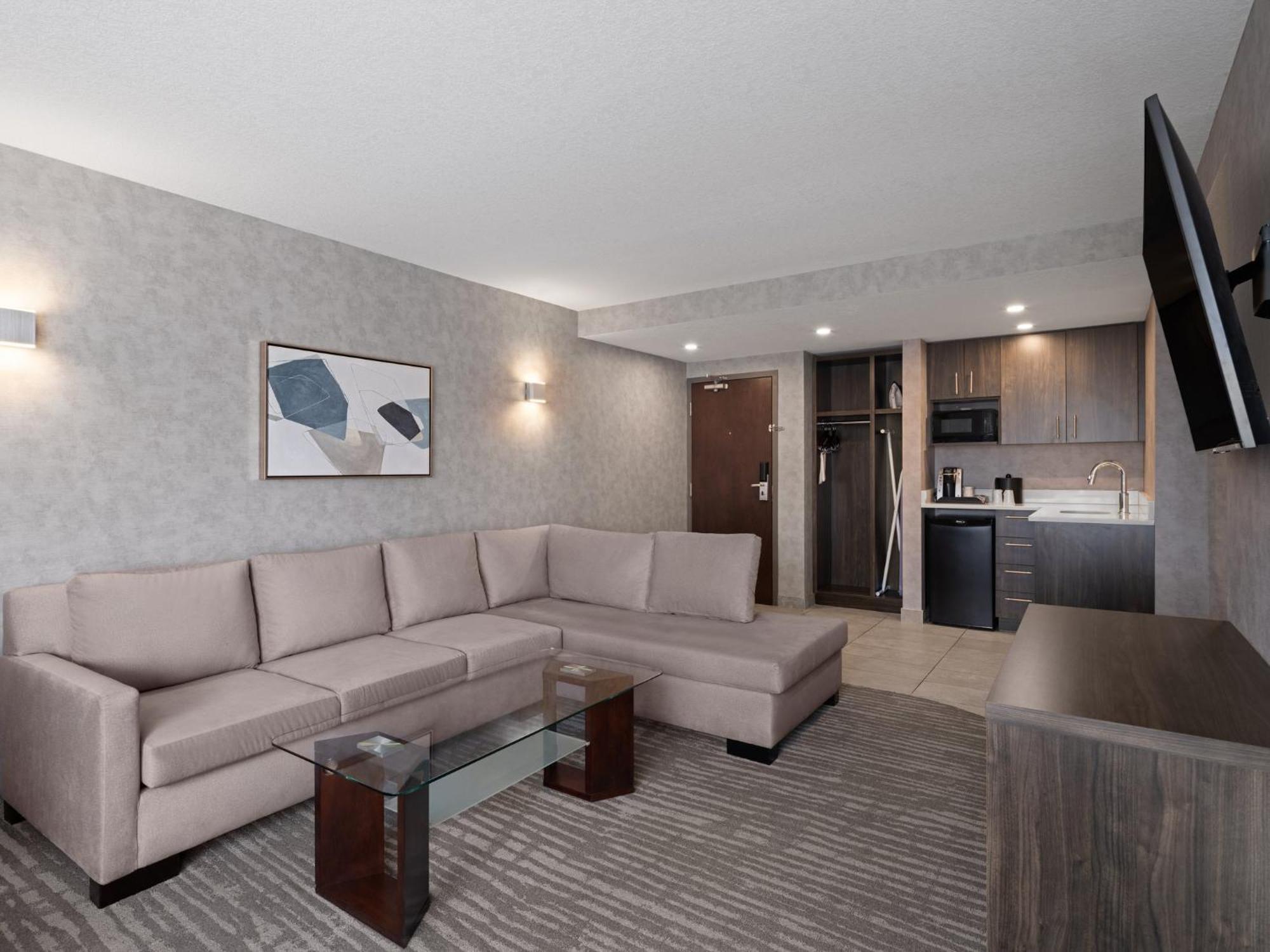 Holiday Inn Calgary Airport By Ihg Zewnętrze zdjęcie