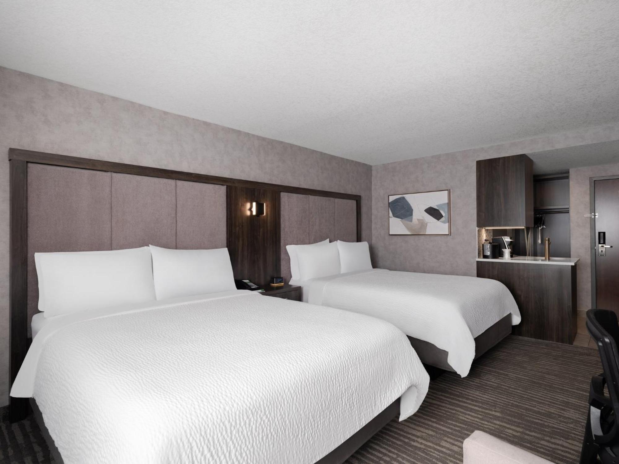 Holiday Inn Calgary Airport By Ihg Zewnętrze zdjęcie