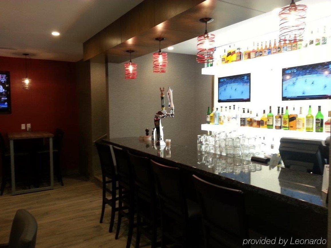 Holiday Inn Calgary Airport By Ihg Zewnętrze zdjęcie